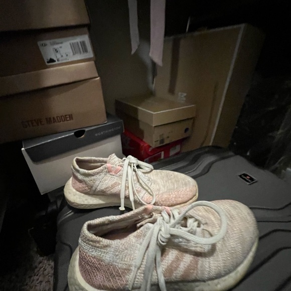 Adidas size 4 - Picture 3 of 6